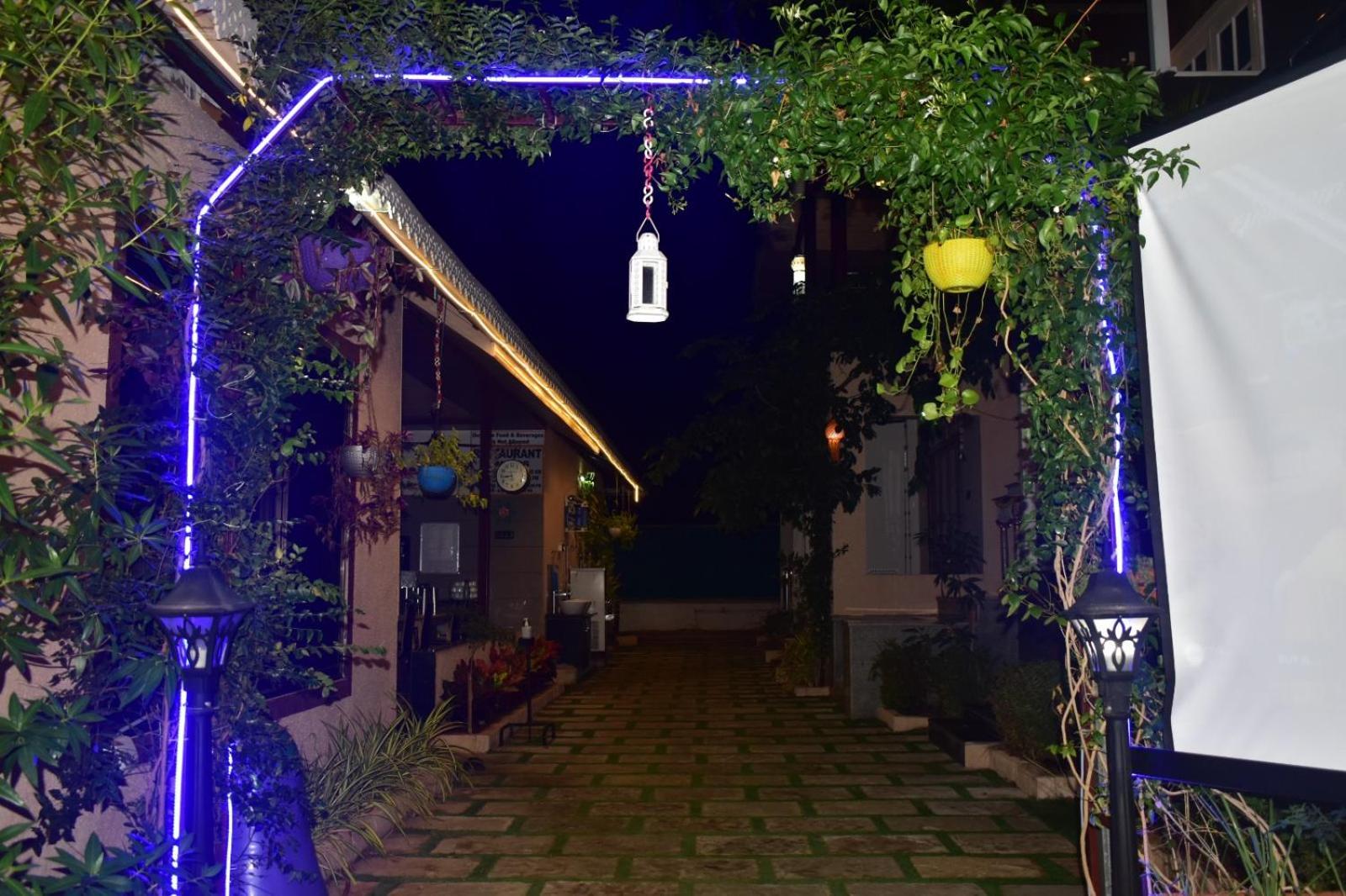 Coastal Bay Inn Alībāg Exterior foto